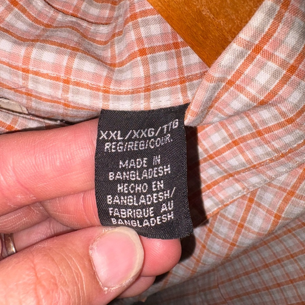 Button Down - Picture 5 of 5